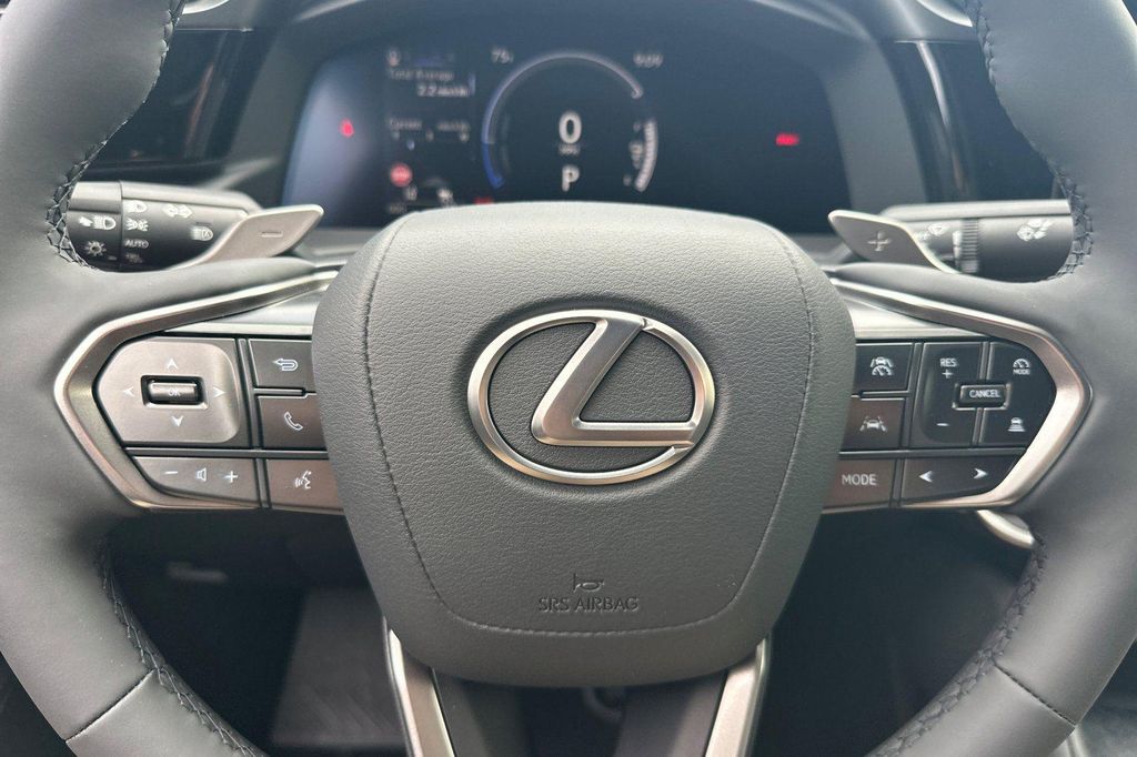 صورة مصغرة 20 لـ 2026 Lexus RZ 350E 350E