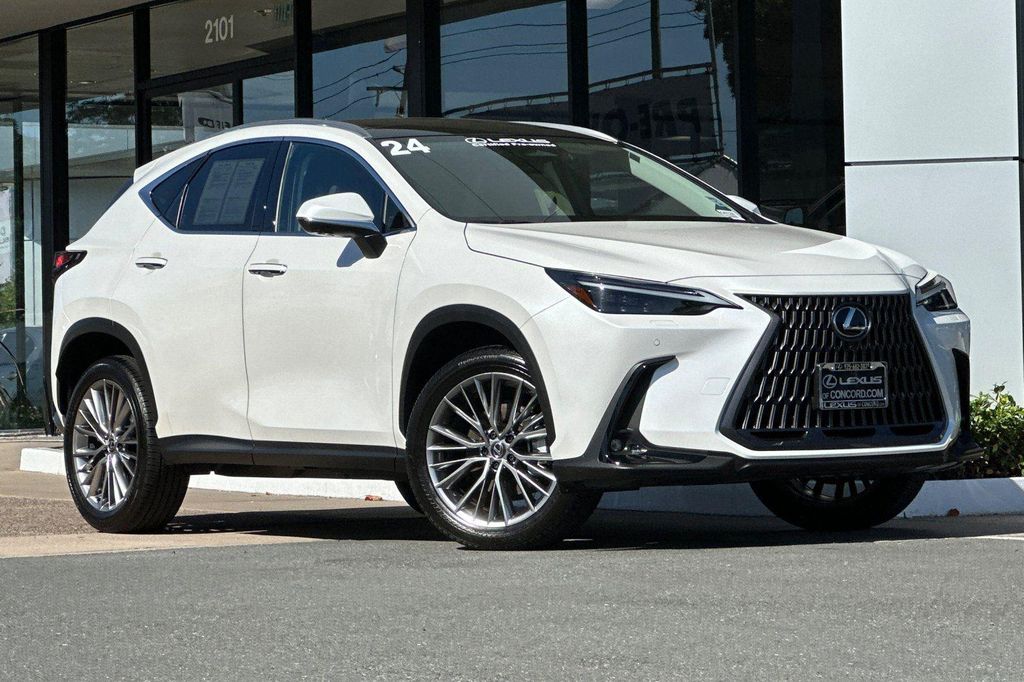صورة 2 لـ 2024 Lexus NX 350 LUXURY