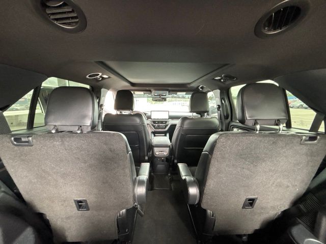 2025 FORD EXPLORER ST 4WD 照片 12