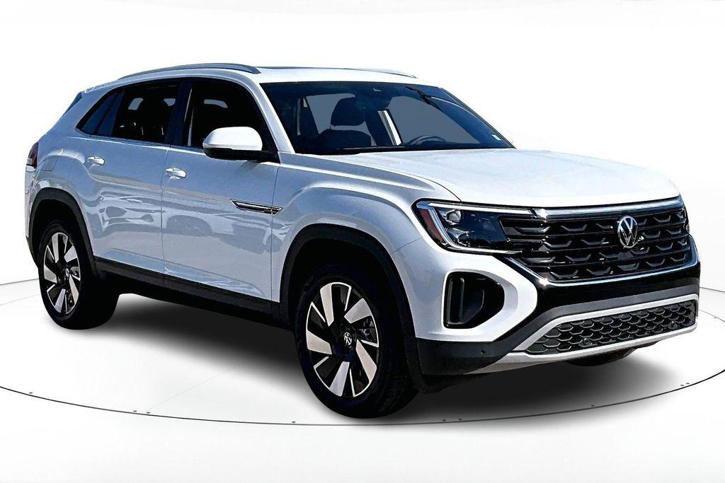 New 2026 Volkswagen Atlas Cross Sport 2.0T SE w/Technology 4MOTION