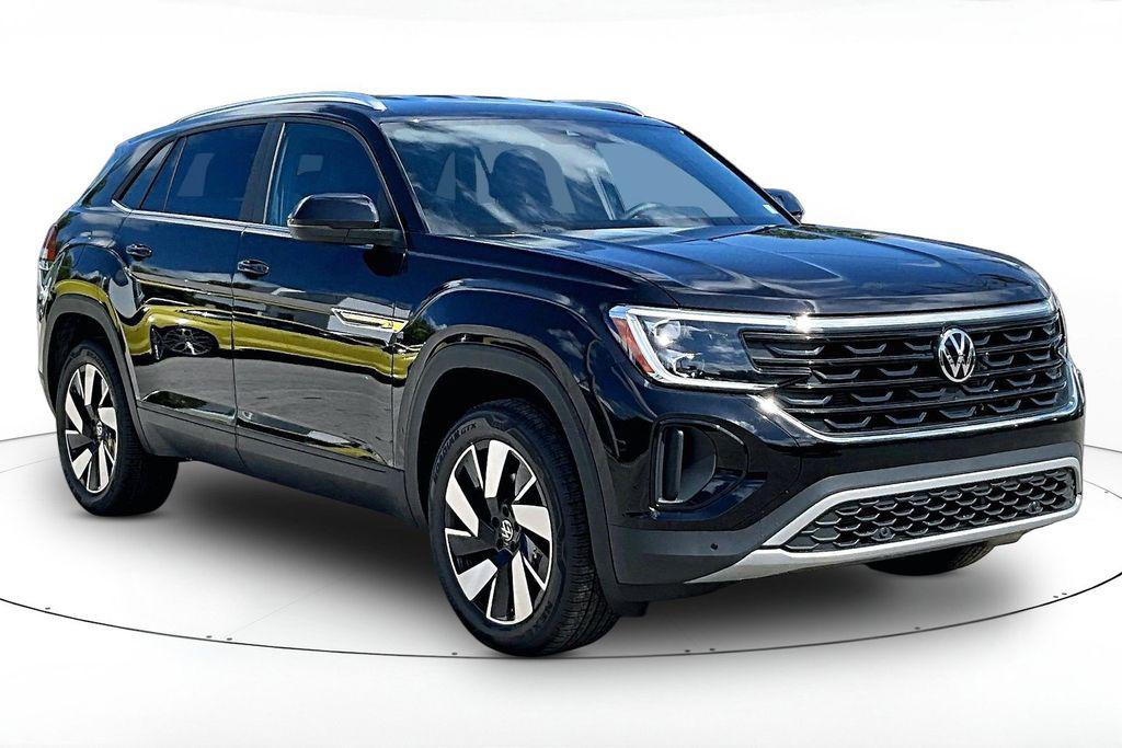 New 2026 Volkswagen Atlas Cross Sport 2.0T SE w/Technology 4MOTION