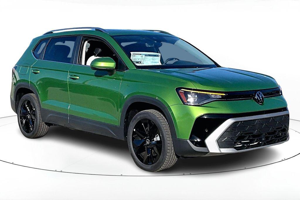 New 2026 Volkswagen Taos SE