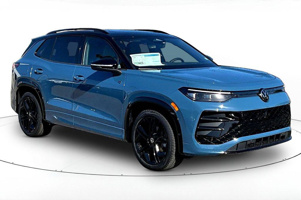 New 2026 Volkswagen Tiguan 2.0T SE R-Line Black