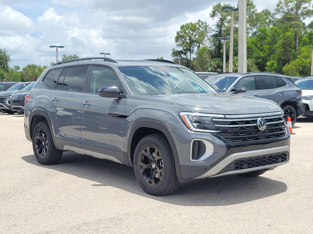 New 2026 Volkswagen Atlas Peak Edition