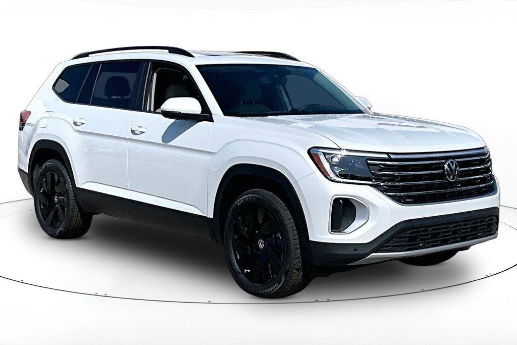 New 2026 Volkswagen Atlas 2.0T SE w/Technology