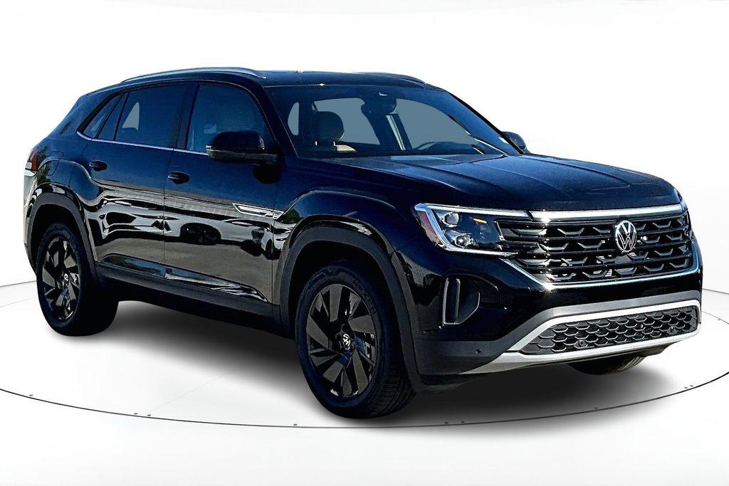 New 2026 Volkswagen Atlas Cross Sport 2.0T SE w/Technology 4MOTION