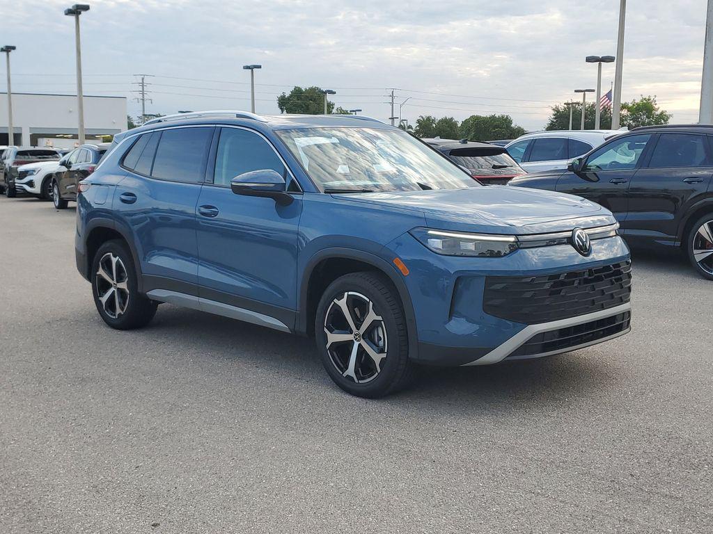 New 2026 Volkswagen Tiguan 2.0T SE 4MOTION