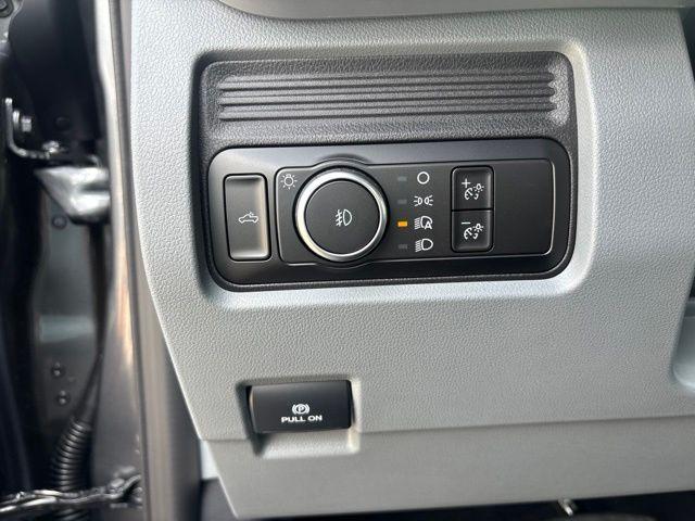 صورة مصغرة 16 لـ 2026 FORD F-250 XLT
