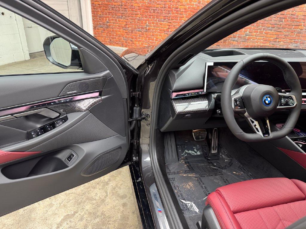2027 BMW 550E 550E XDRIVE 照片 8
