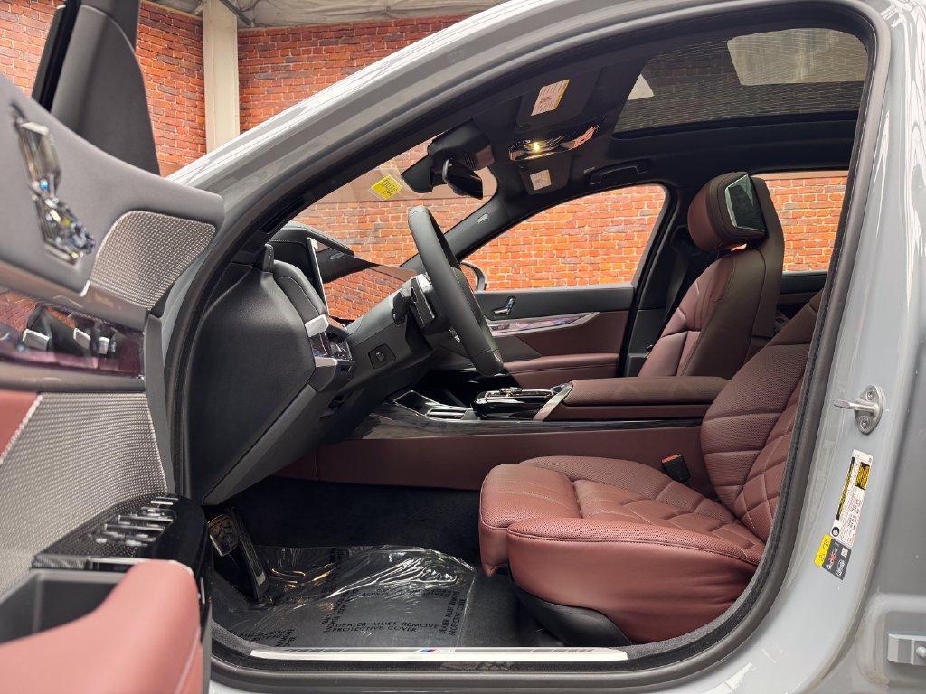 2026 BMW 750E XDRIVE 缩略图 21