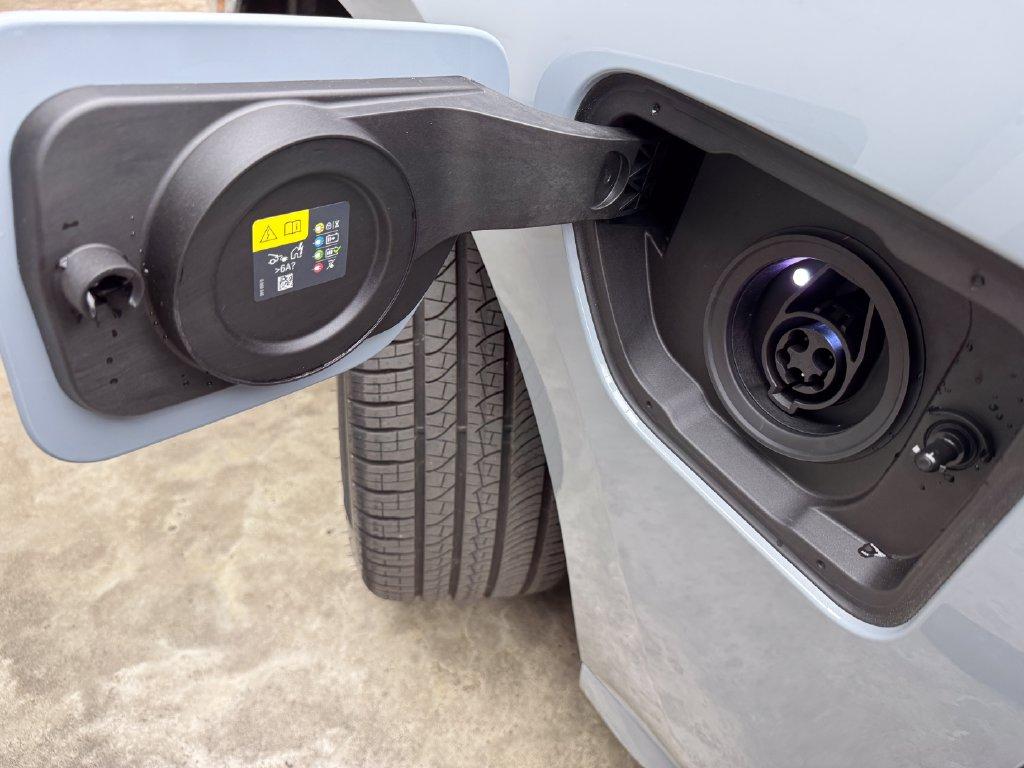 2026 BMW 750E XDRIVE 缩略图 31