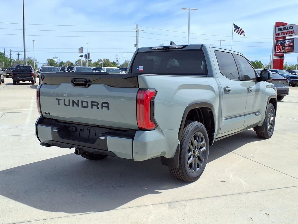 TOYOTA TUNDRA - 6