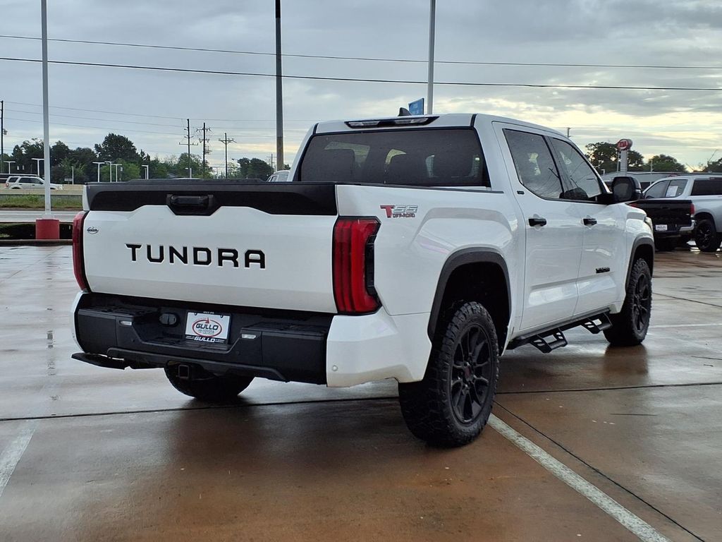 TOYOTA TUNDRA - 6