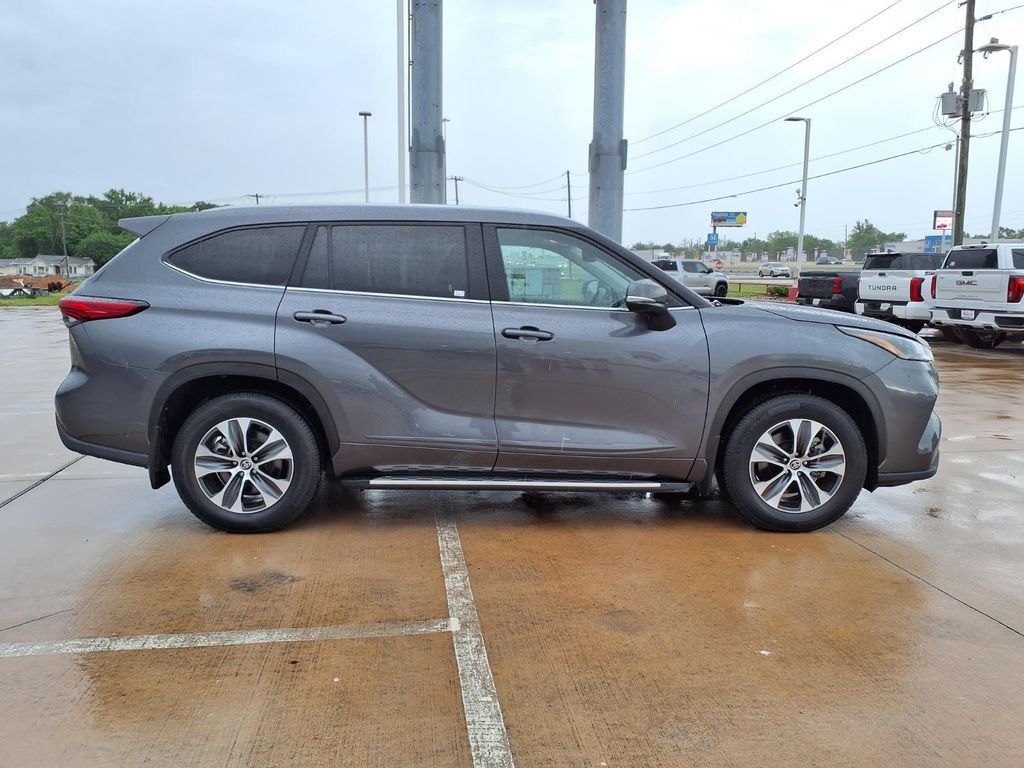 TOYOTA HIGHLANDER - 5