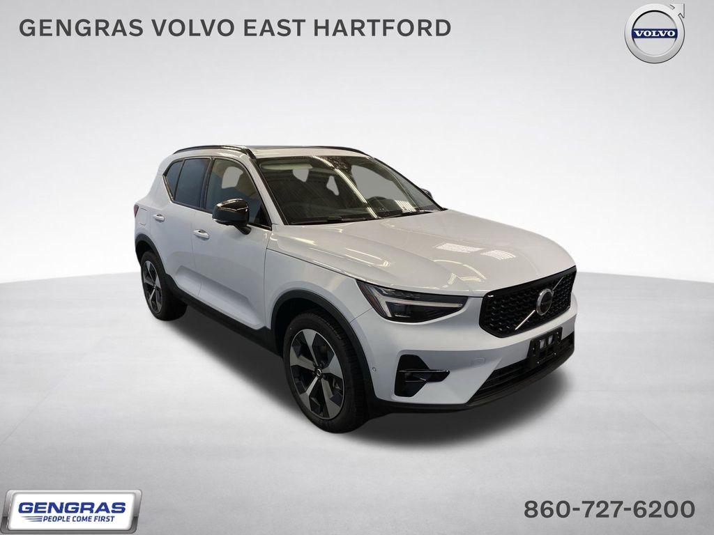 New 2026 Volvo XC40 B5 Plus