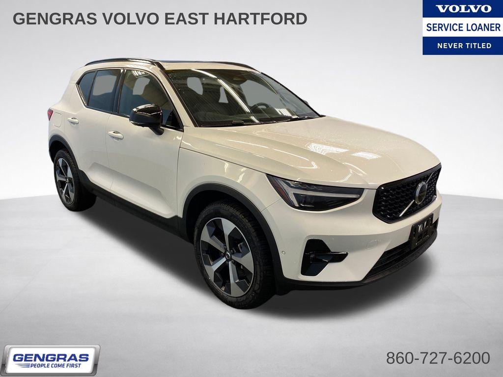 New 2026 Volvo XC40 B5 Plus