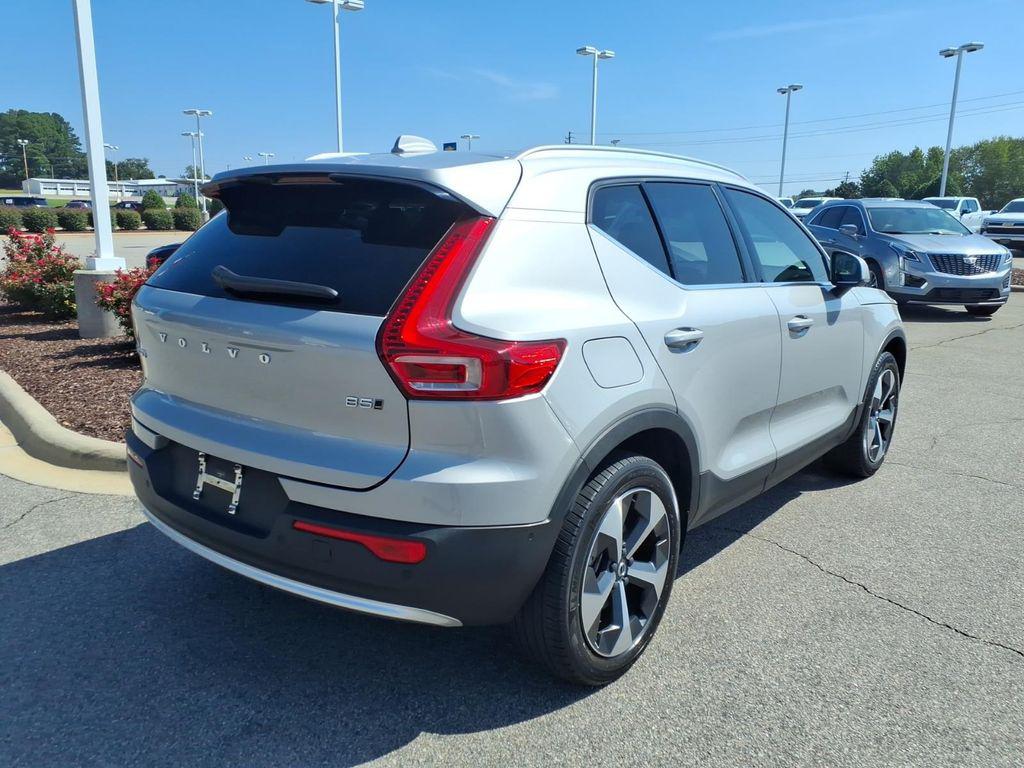 2023 Volvo XC40 B5 PLUS BRIGHT THEME 缩略图 3