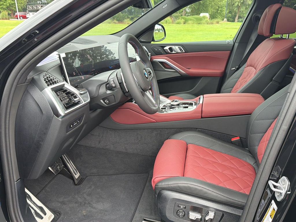 2027 BMW X6 M60I — фото 10