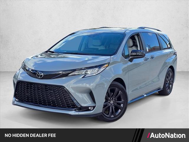 New 2026 Toyota Sienna XSE 7 Passenger