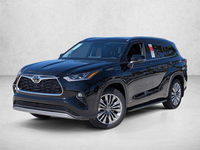 New 2026 Toyota Highlander Hybrid Platinum