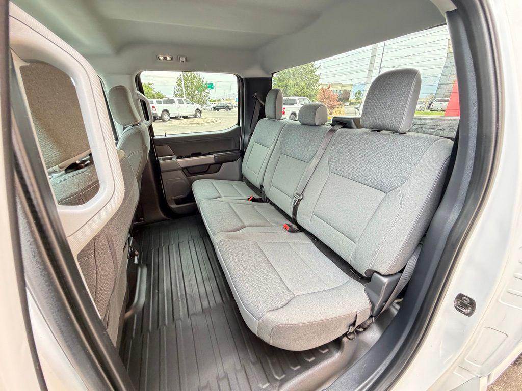 صورة مصغرة 35 لـ 2025 FORD F-150 XLT