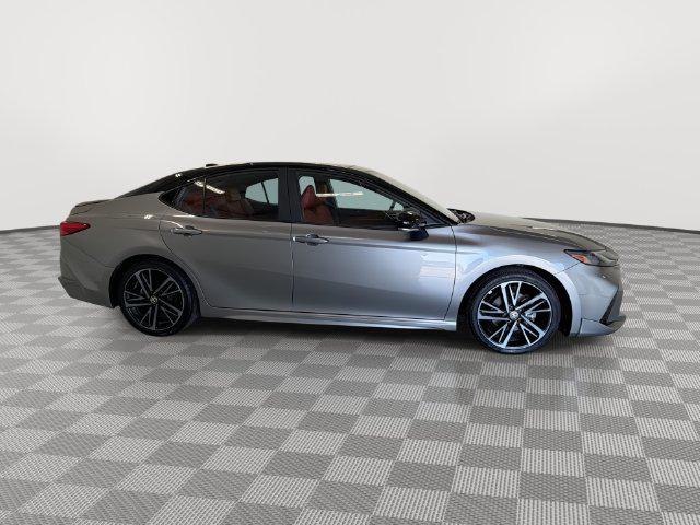 2026 Toyota CAMRY XSE 缩略图 12