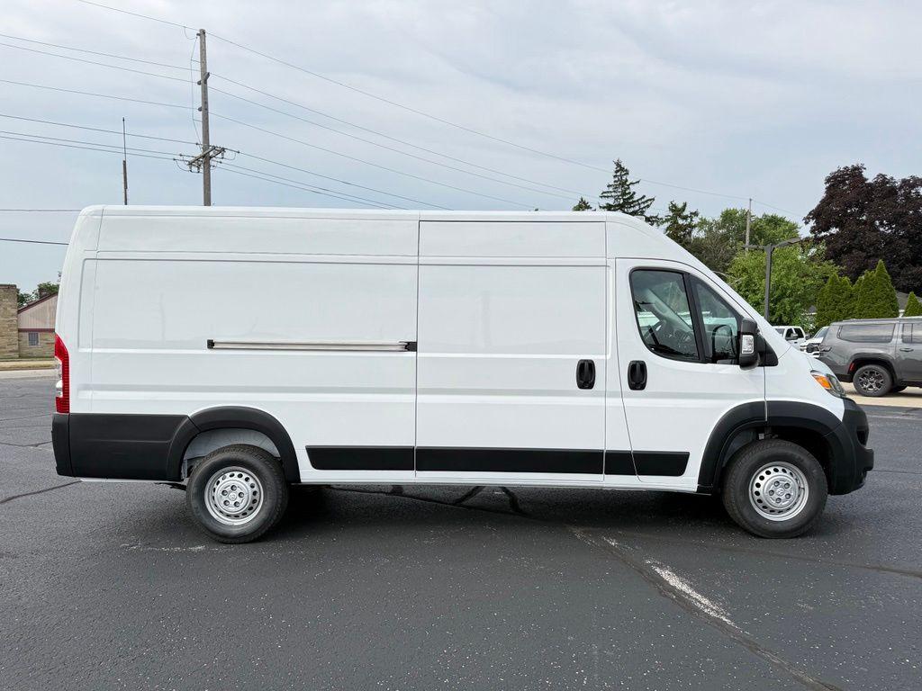 صورة 8 لـ 2026 RAM PROMASTER 3500 HIGH ROOF