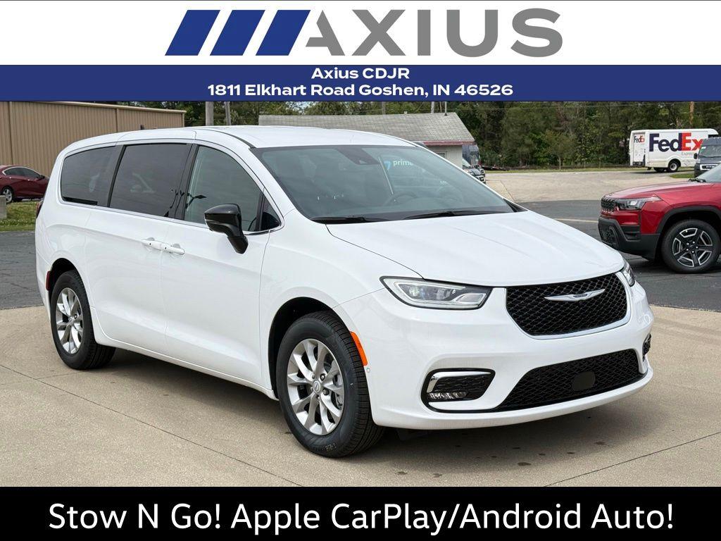 New 2026 Chrysler Pacifica Select