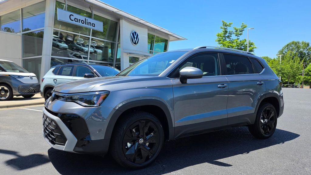New 2026 Volkswagen Taos SE