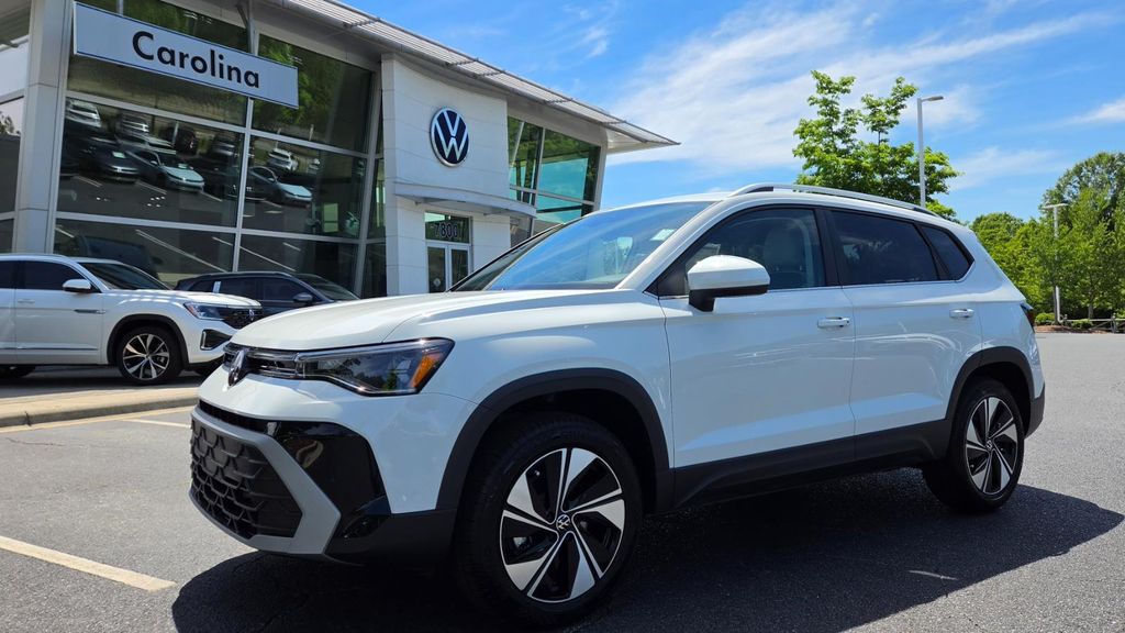 New 2026 Volkswagen Taos SE