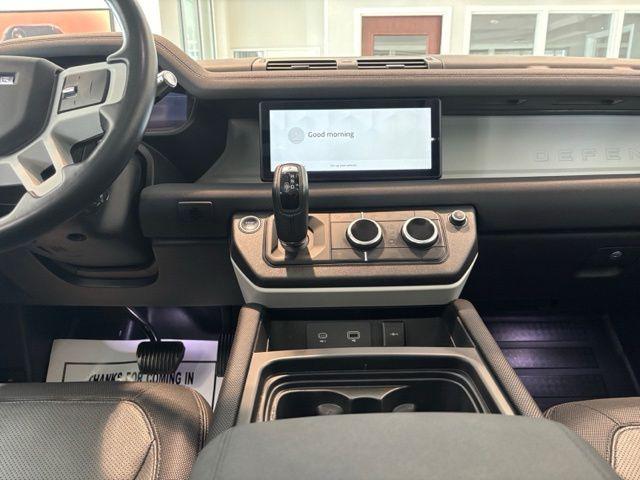 صورة مصغرة 11 لـ 2022 LAND Rover DEFENDER 110 X-DYNAMIC SE