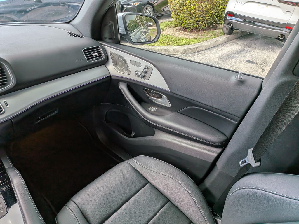 2026 Mercedes-BENZ GLE 缩略图 19