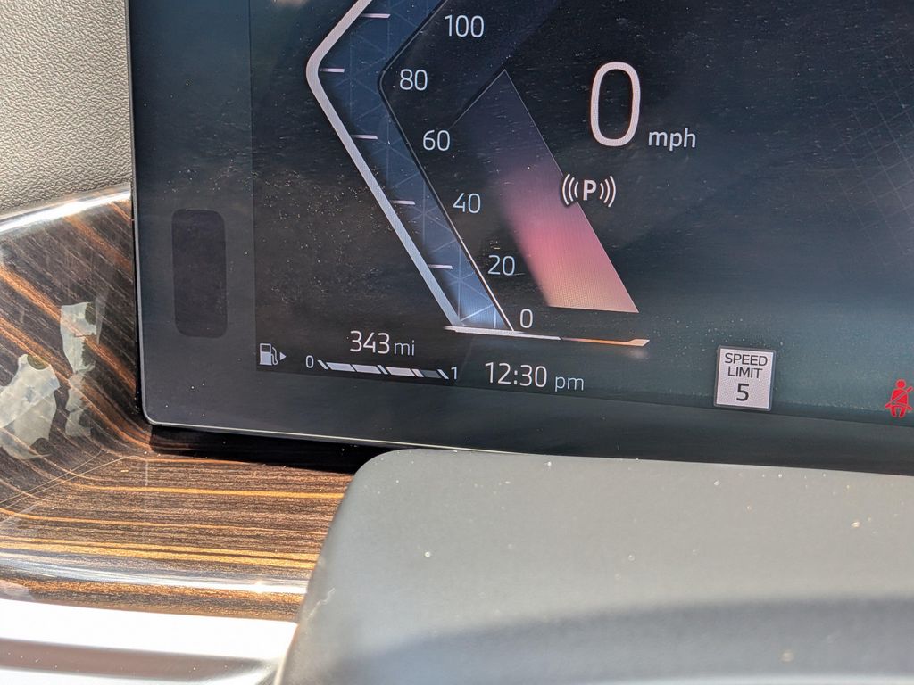 صورة مصغرة 31 لـ 2026 BMW X7 XDRIVE40I