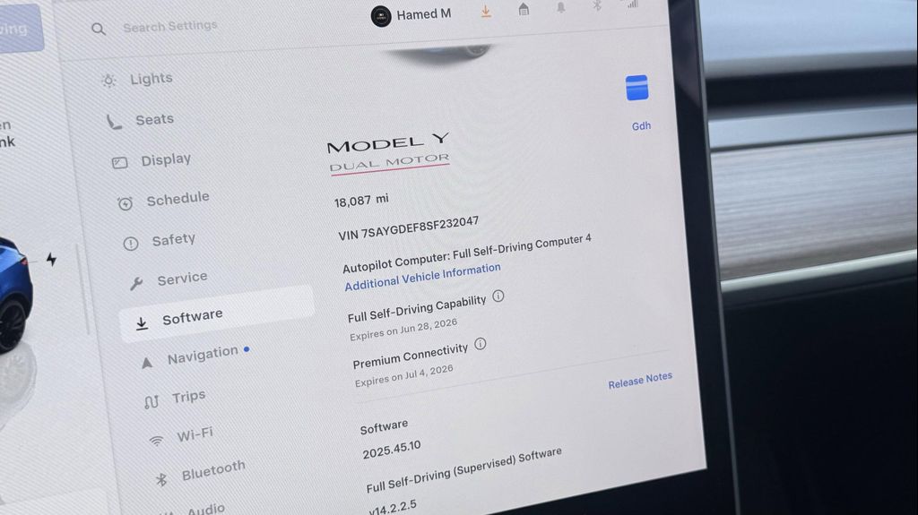 TESLA MODEL Y PERFORMANCE DUAL MOTOR ALL-WHEEL DRIVE - 3