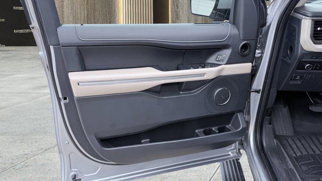 2023 FORD EXPEDITION LIMITED — миниатюра 25