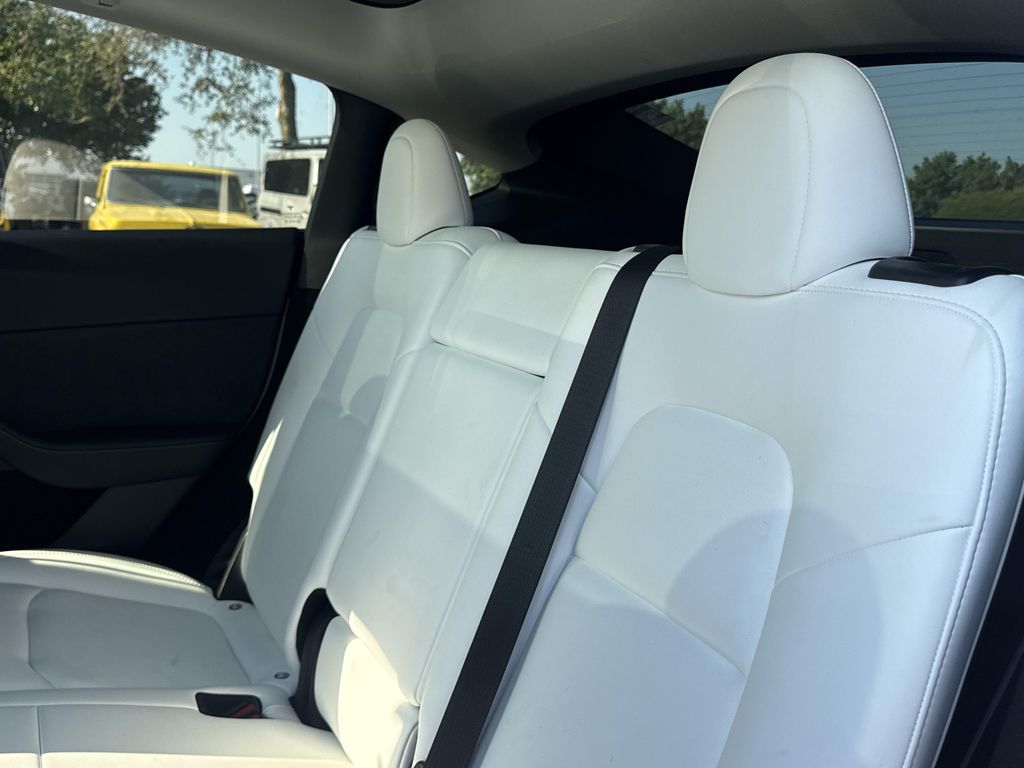 2023 Tesla MODEL Y PERFORMANCE DUAL MOTOR ALL-WHEEL DRIVE 照片 9