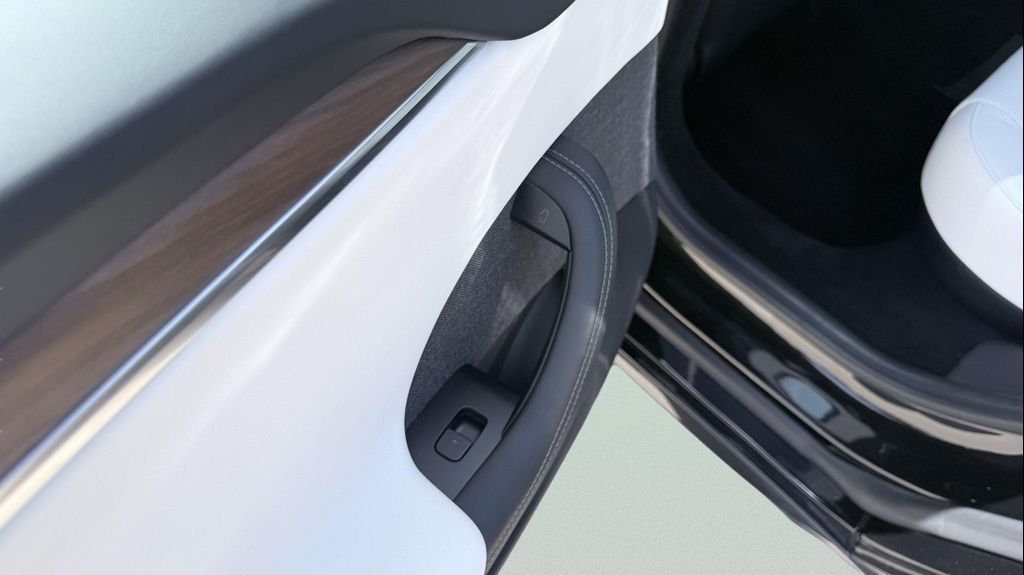 صورة مصغرة 32 لـ 2023 Tesla MODEL S STANDARD RANGE
