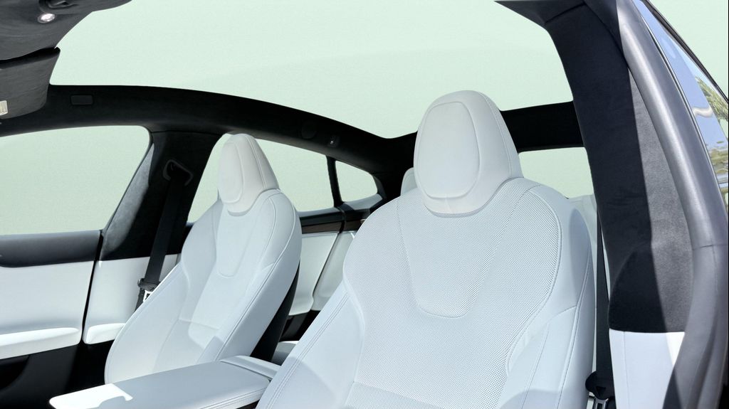 صورة مصغرة 2 لـ 2023 Tesla MODEL S STANDARD RANGE