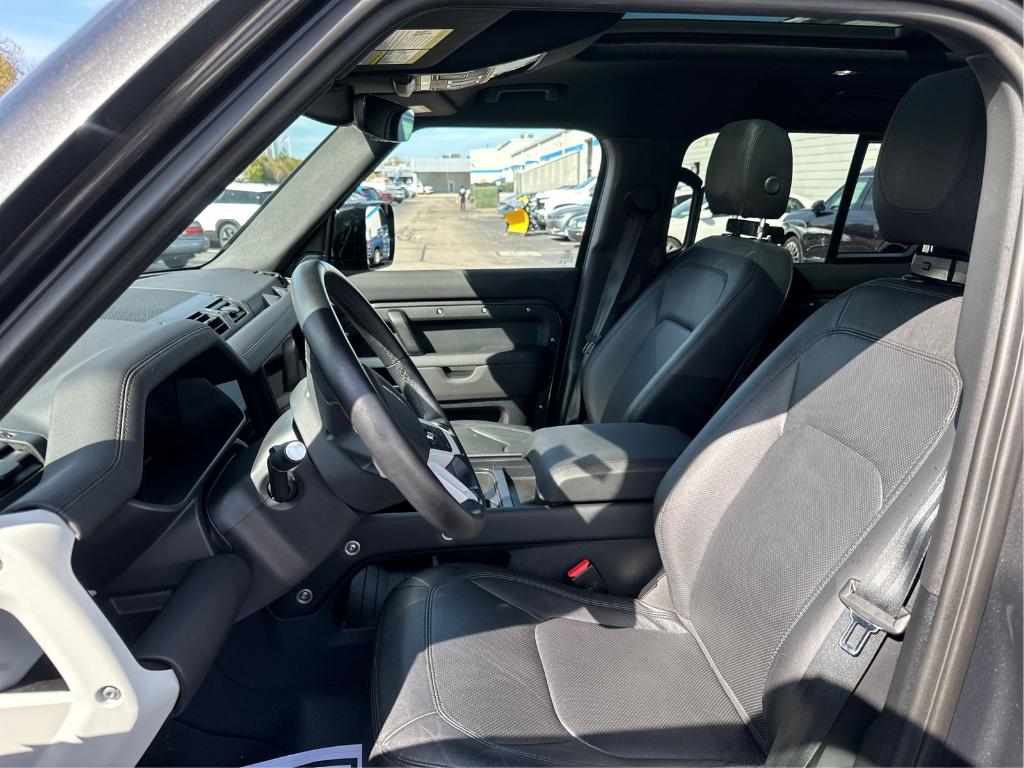 2024 LAND Rover DEFENDER P300 照片 9