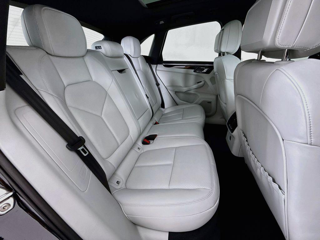 2026 Porsche MACAN — миниатюра 29