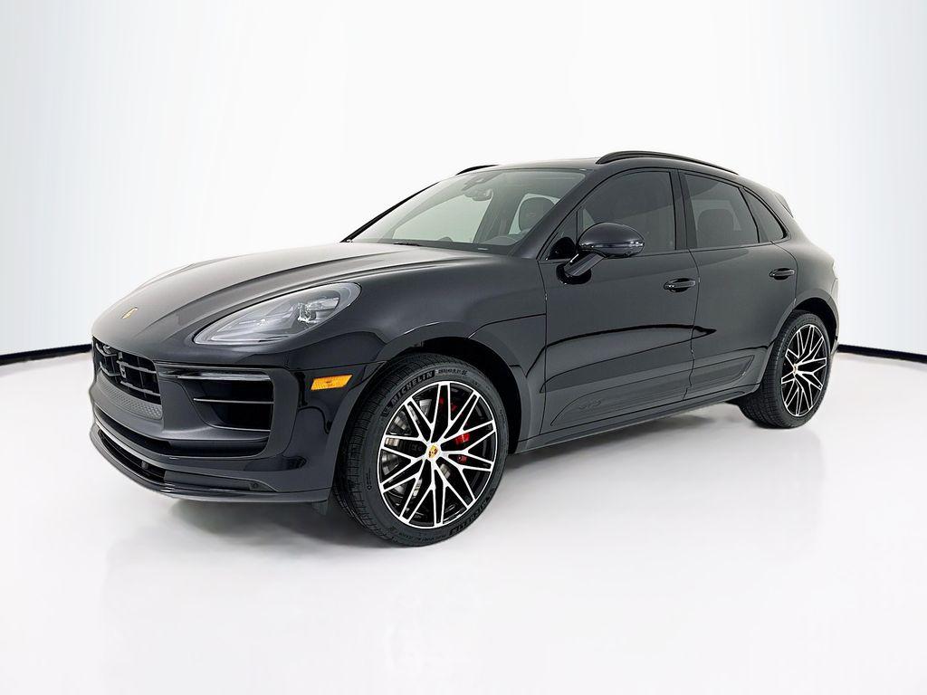 New 2026 Porsche Macan Macan GTS