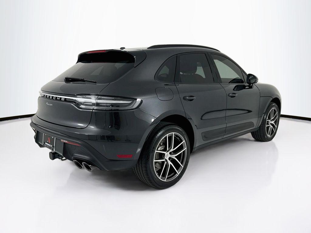 صورة 9 لـ 2026 Porsche MACAN