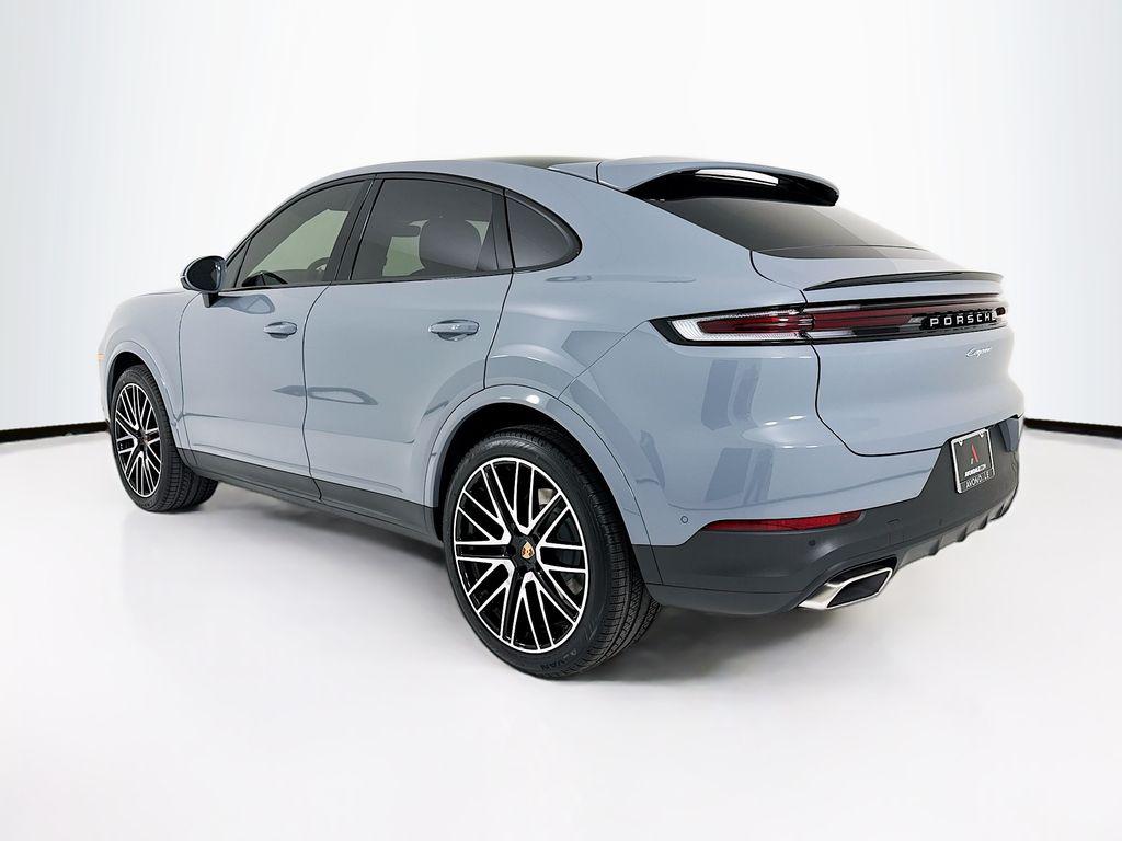 صورة 3 لـ 2026 Porsche CAYENNE