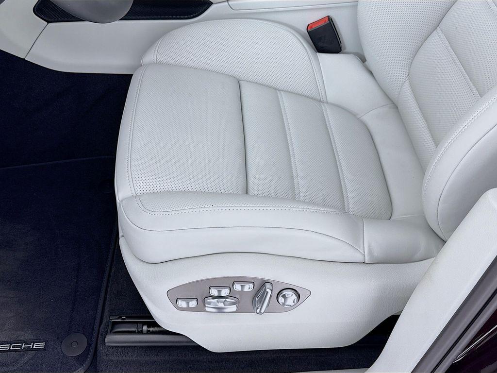 2026 Porsche MACAN — миниатюра 14