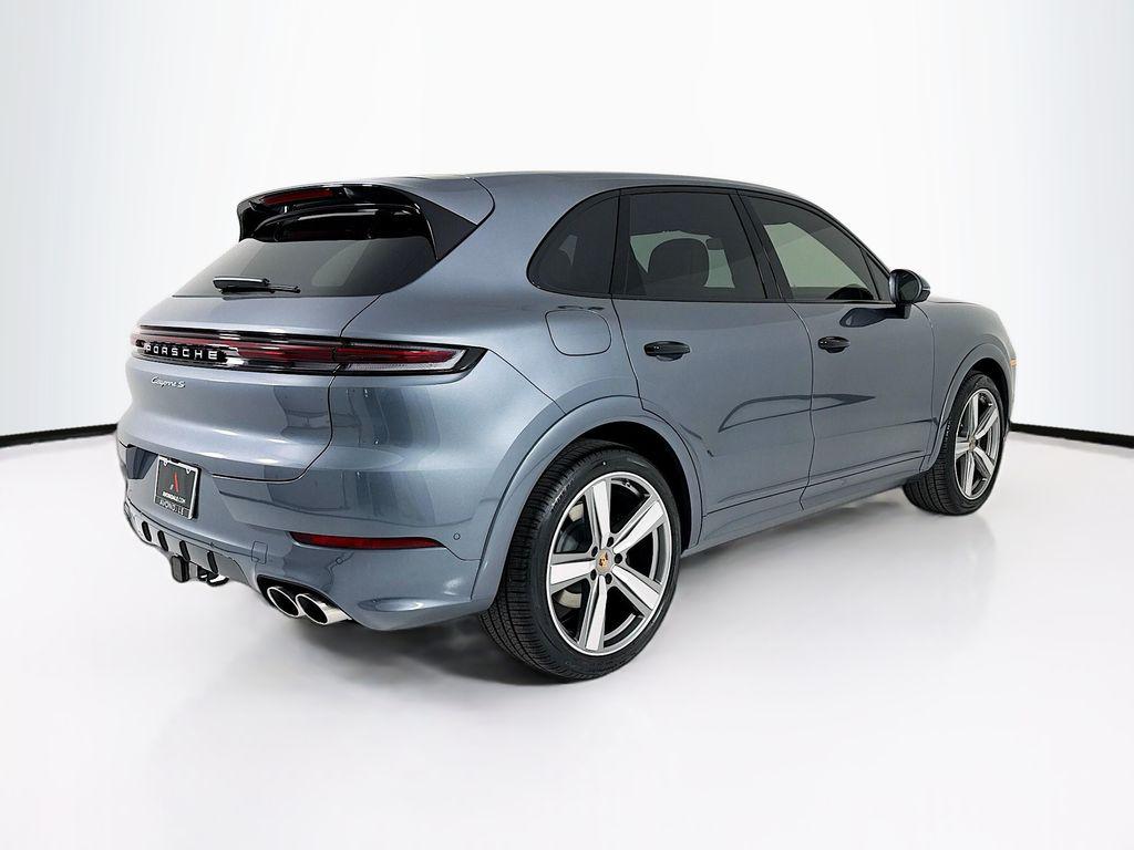 صورة مصغرة 9 لـ 2026 Porsche CAYENNE S