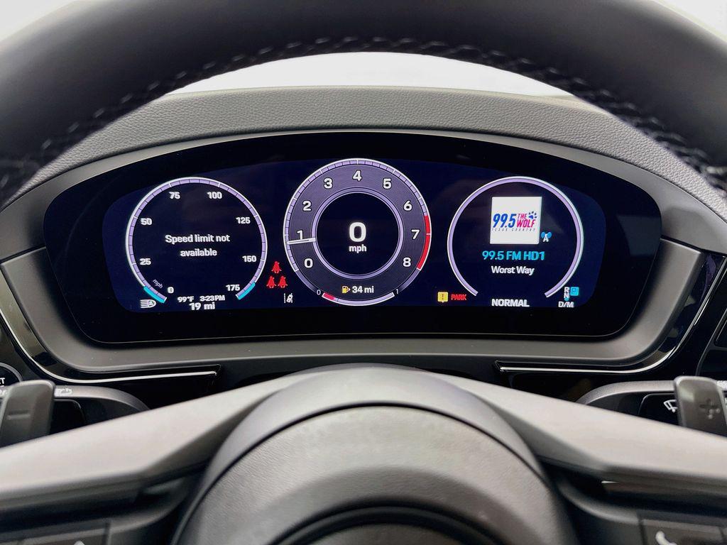 2026 Porsche CAYENNE — миниатюра 16