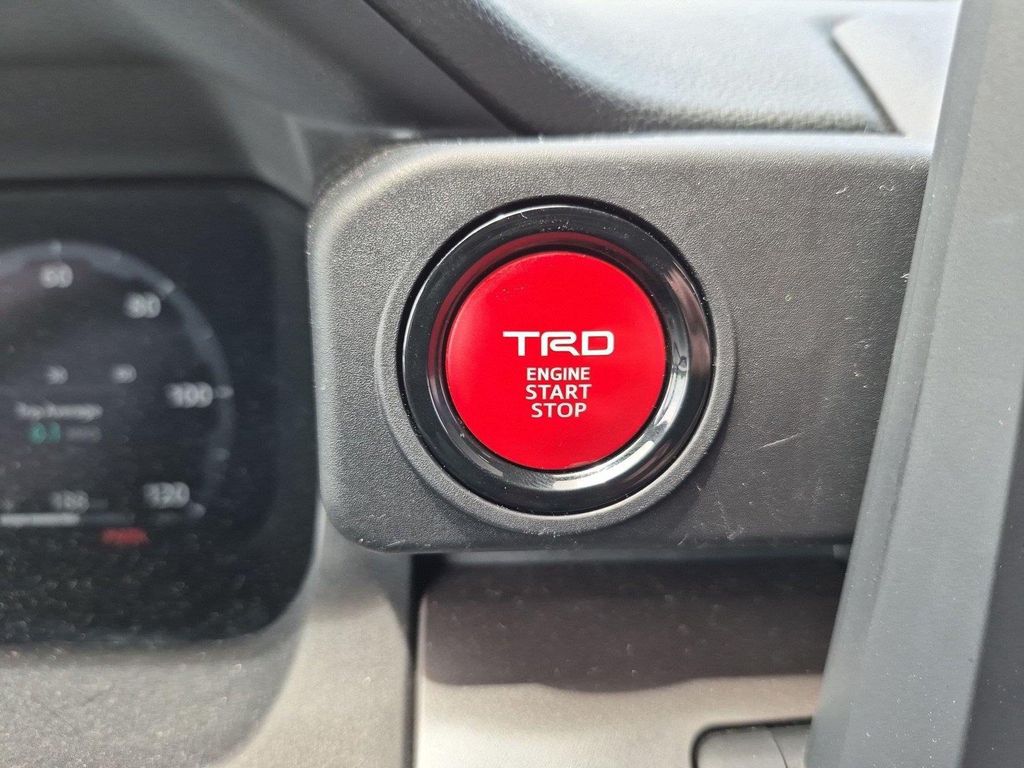 صورة مصغرة 29 لـ 2025 Toyota TACOMA TRD OFF ROAD