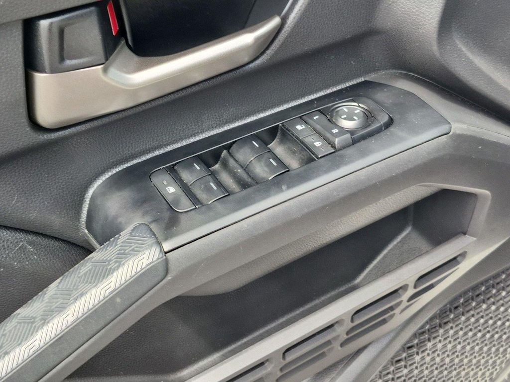 صورة مصغرة 16 لـ 2025 Toyota TACOMA TRD OFF ROAD