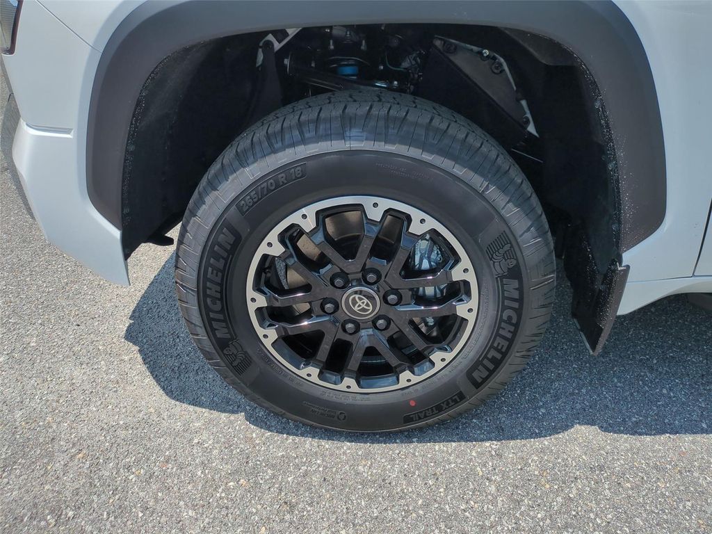 2026 Toyota TUNDRA SR5 照片 10