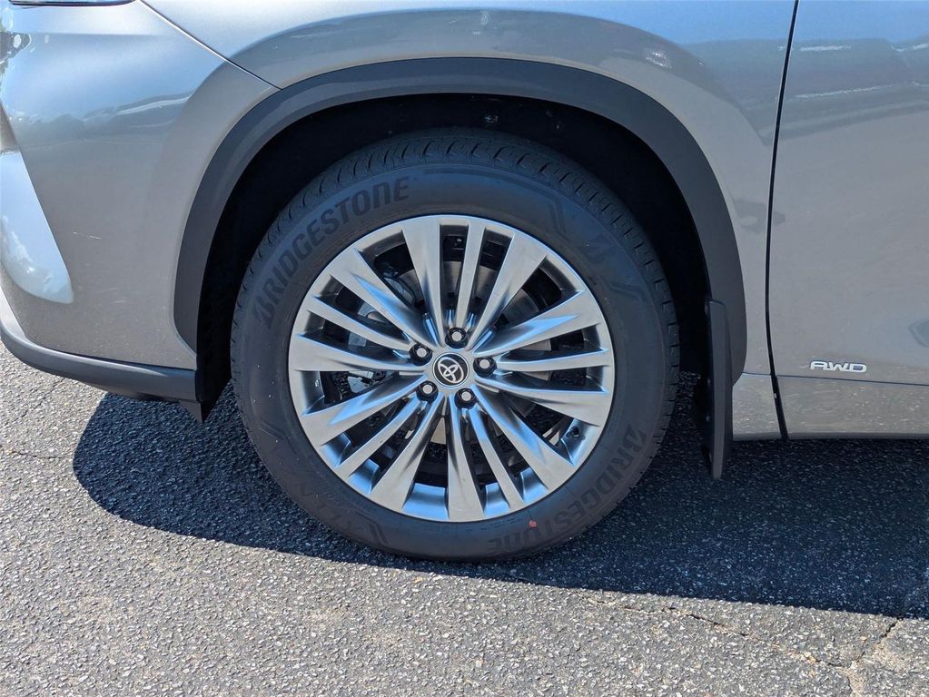 TOYOTA HIGHLANDER - 10